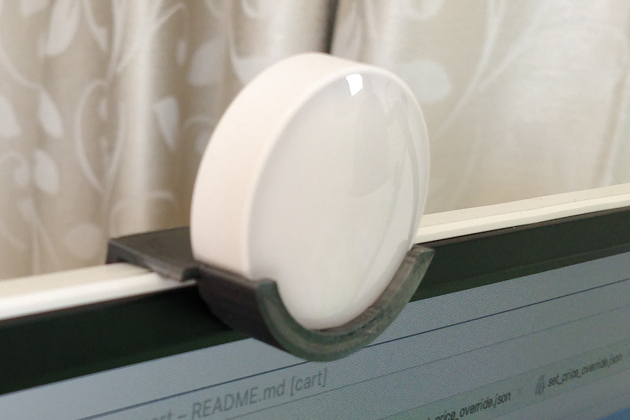 A SKURUP lamp, donor HEMMA cord set, and Sengled LED bulb laid out on a table